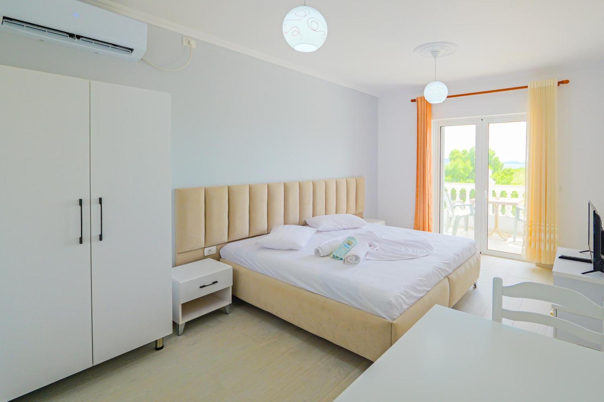 Vila Marina Apartments Sarandë 外观 照片