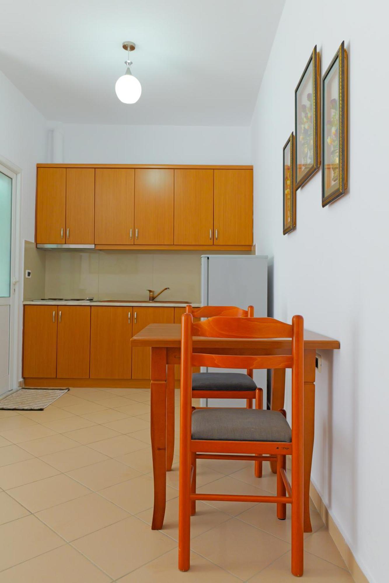 Vila Marina Apartments Sarandë 外观 照片