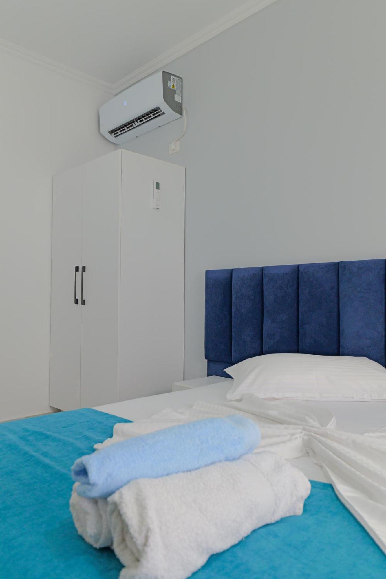Vila Marina Apartments Sarandë 外观 照片