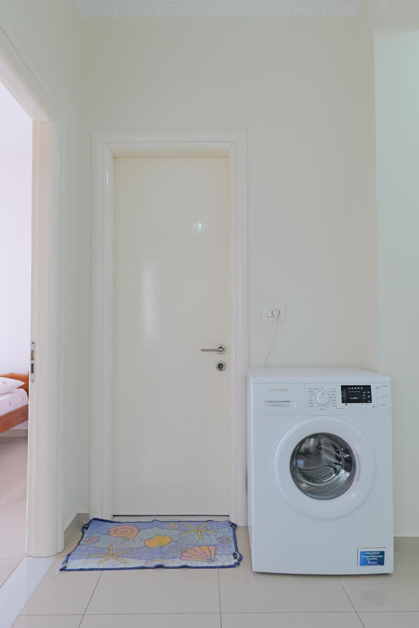 Vila Marina Apartments Sarandë 外观 照片