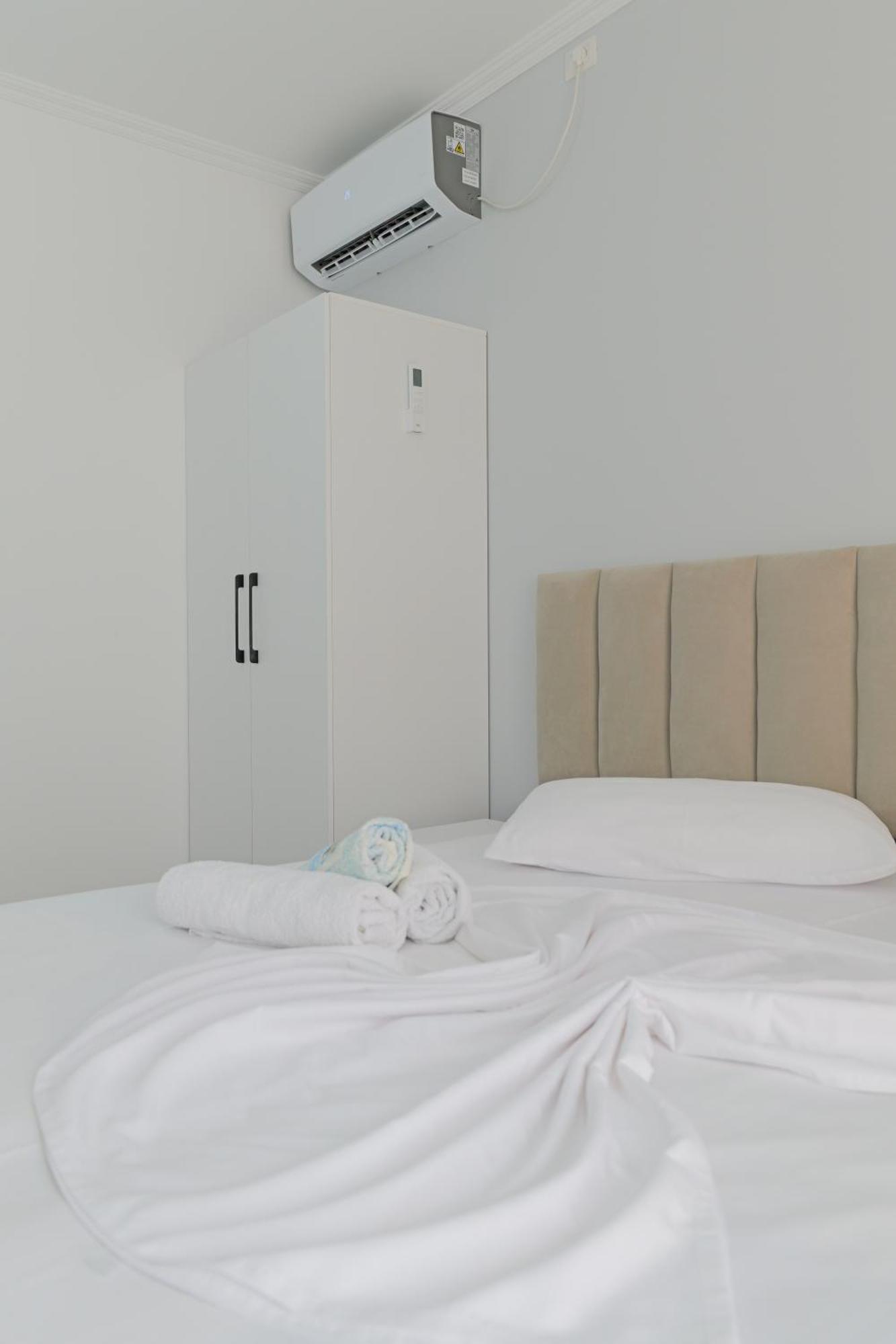 Vila Marina Apartments Sarandë 外观 照片